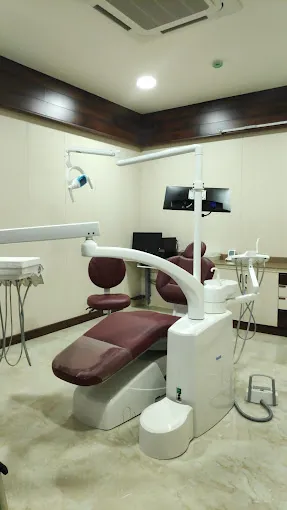 Business 5 image FMS INTERNATIONAL DENTAL CENTER