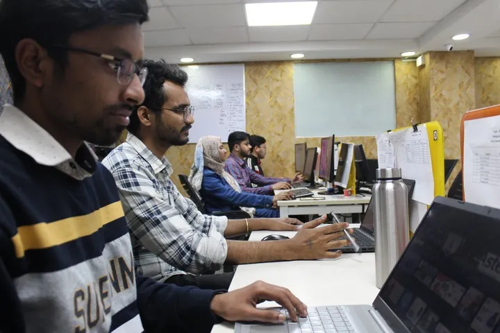 Business 3 image CYBERBIZZ TRAINING - DIGITAL MARKETING COURSES IN NOIDA, NCR