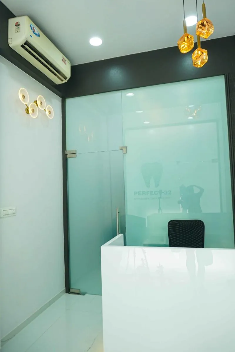 Business 7 image PERFECT 32 DENTAL CLINIC