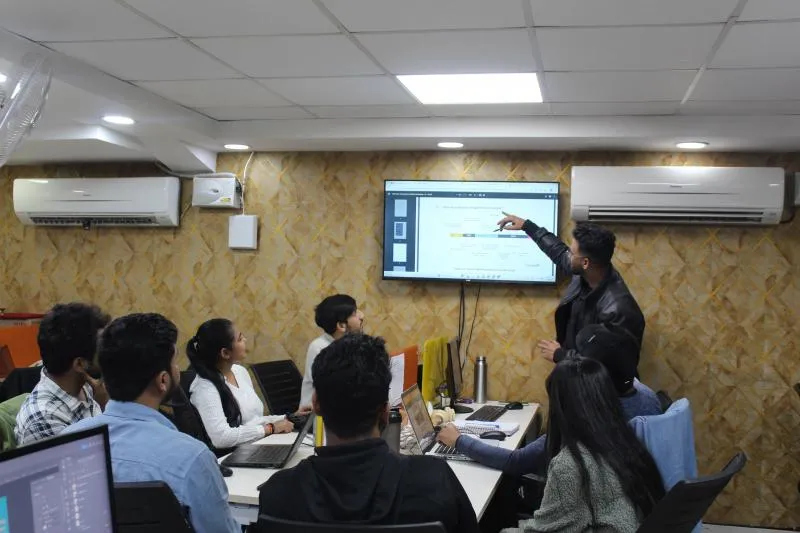 Business 5 image CYBERBIZZ TRAINING - DIGITAL MARKETING COURSES IN NOIDA, NCR